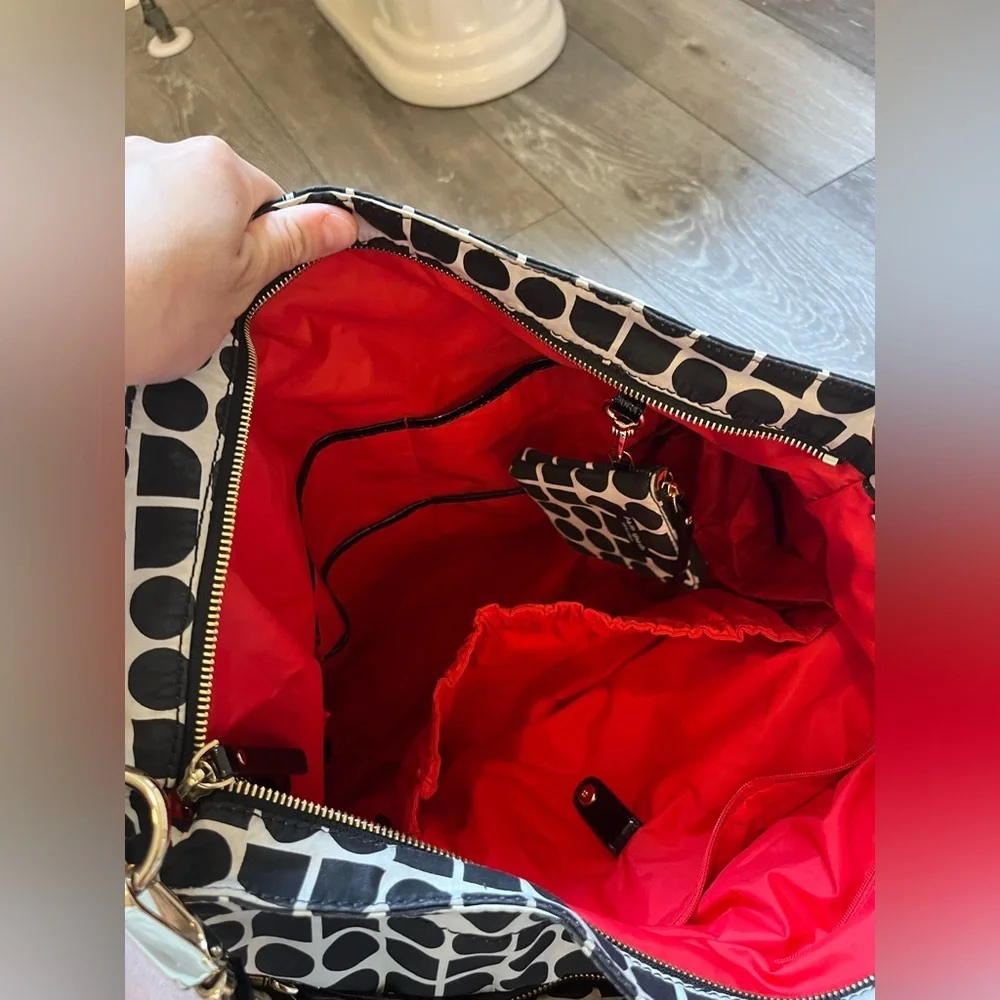 Kate Spade New York extra Large patterned Crossbody Diaper Bag With change mat - Picture 3 of 11